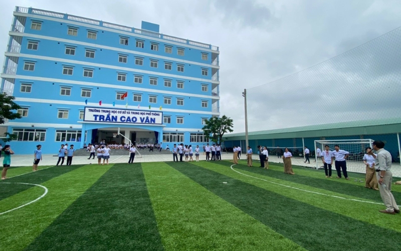 Trường Dân lập Trần Cao Vân