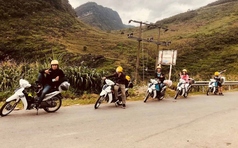 vật dụng cần mang theo khi phượt Hà Giang